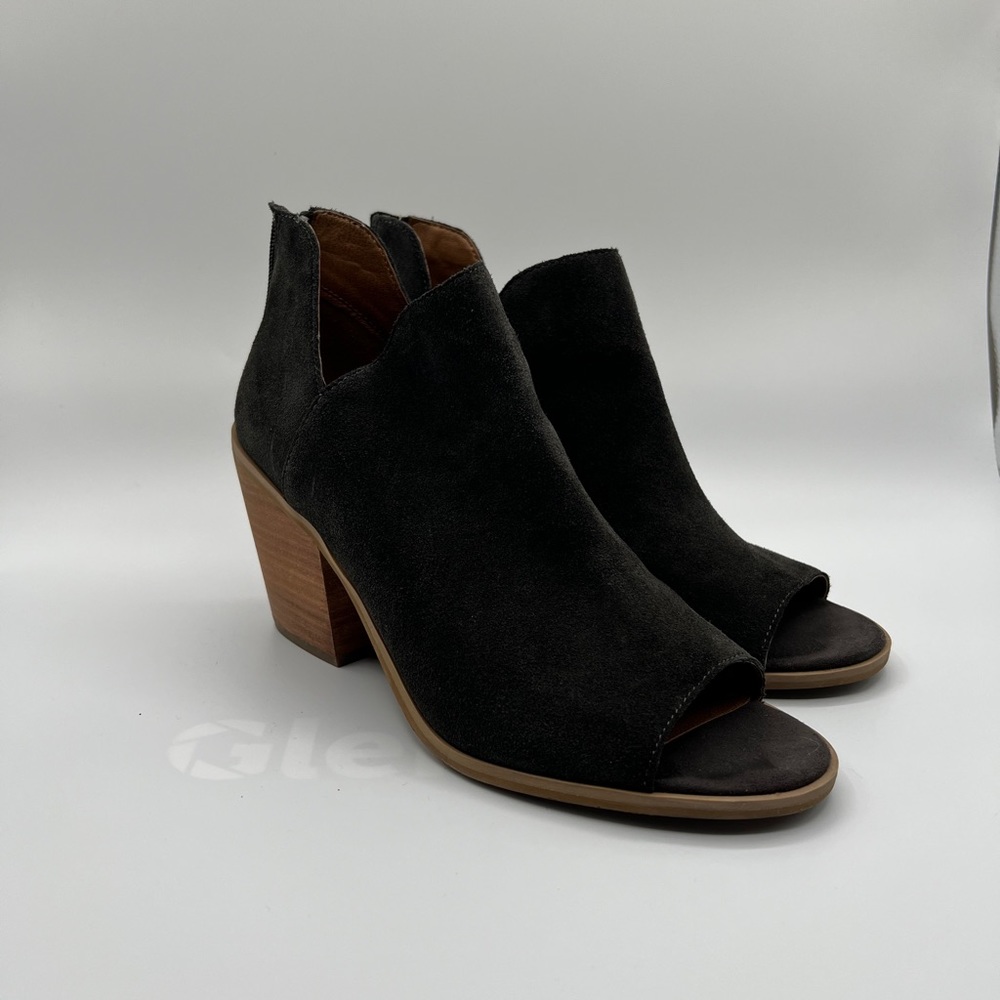 Susina Women’s Carina Lea Olive Suede Open Toe Heel Booties - Size 10